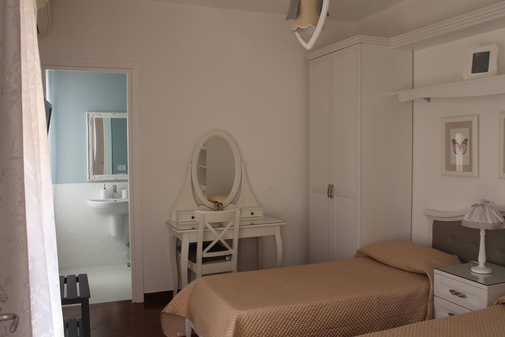 B&B Home Sweet Home 로솔리니 객실 사진